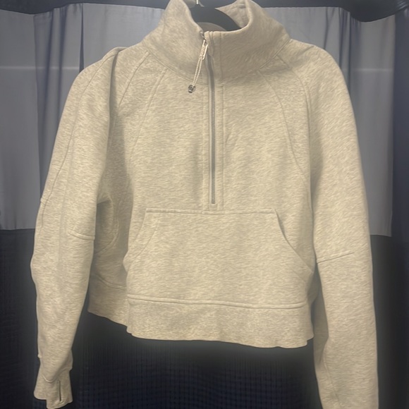 Lululemon scuba half zip in XS/S - Picture 4 of 4
